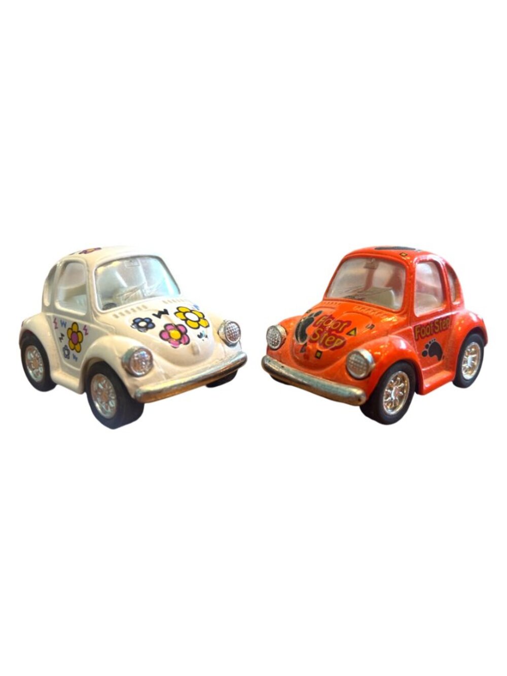 Vtg Kintoy 1:36 Scale Diecast Volkswagen Beetle Cars 5" Pull Back Motorized - Picture 2 of 5